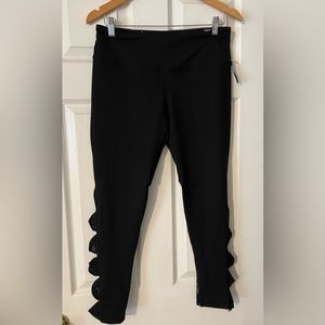 New- Victoria’s Secret Sport Women’s Black Leggings
